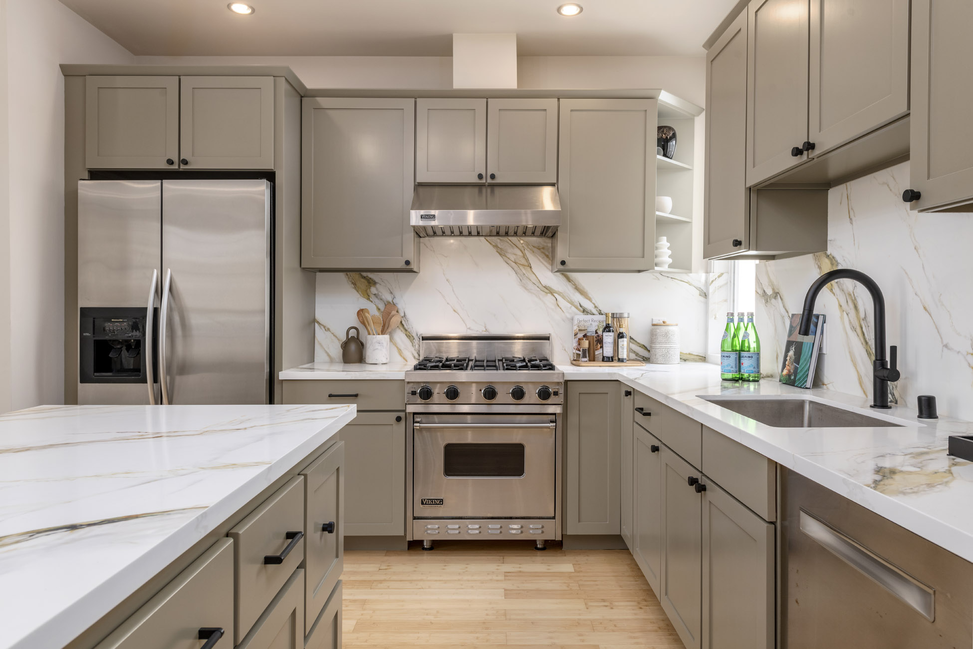 2675 2677 Sutter Street